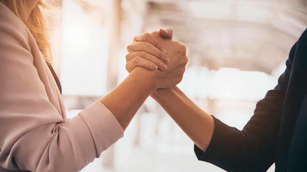 Program partnerski. Polecaj system i zarabiaj pieniądze.